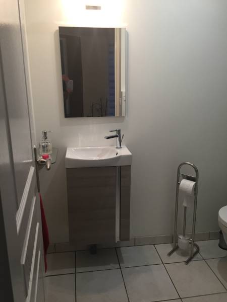 Rénovation de WC suspendu dans une maison proche de Barentin